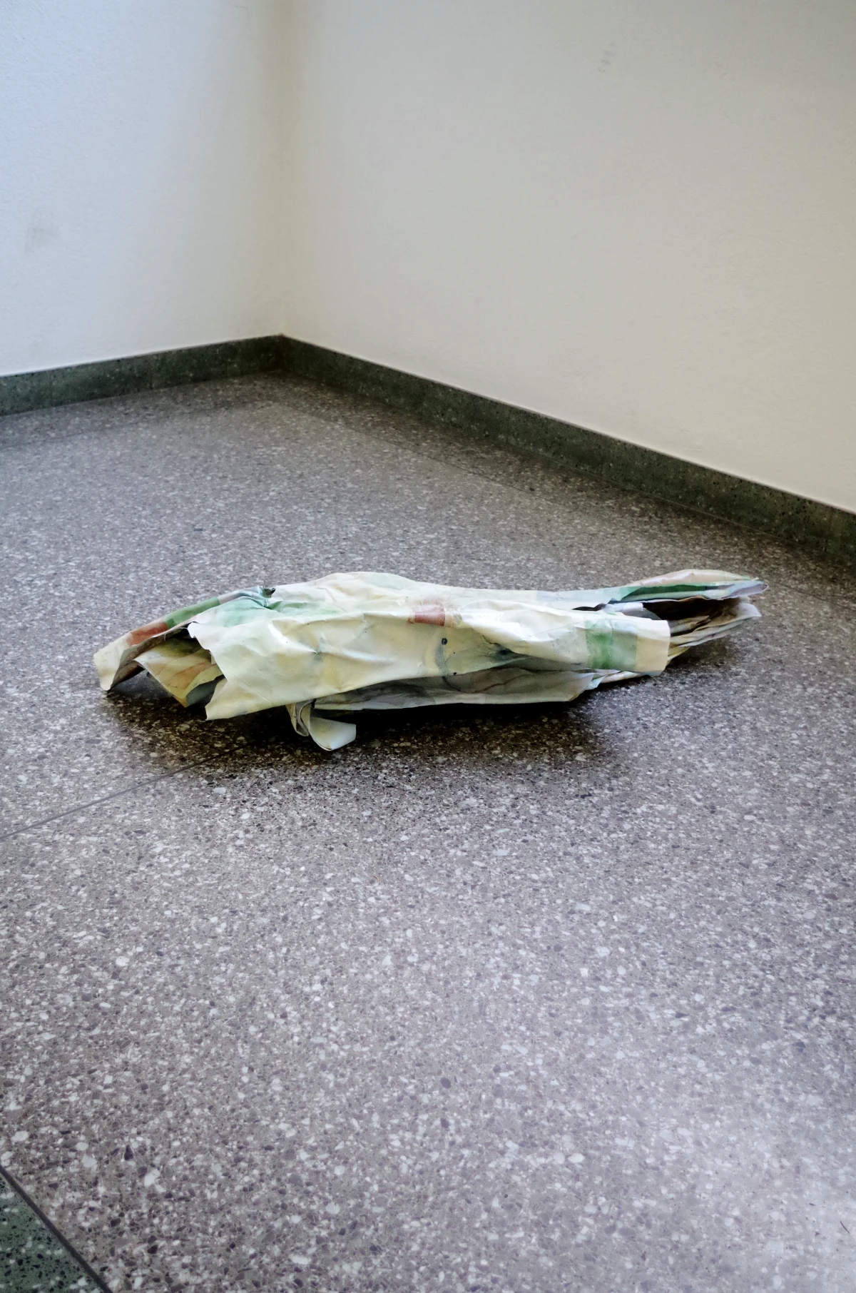 2026 - [95 × 40 × 15 cm] - zuerich