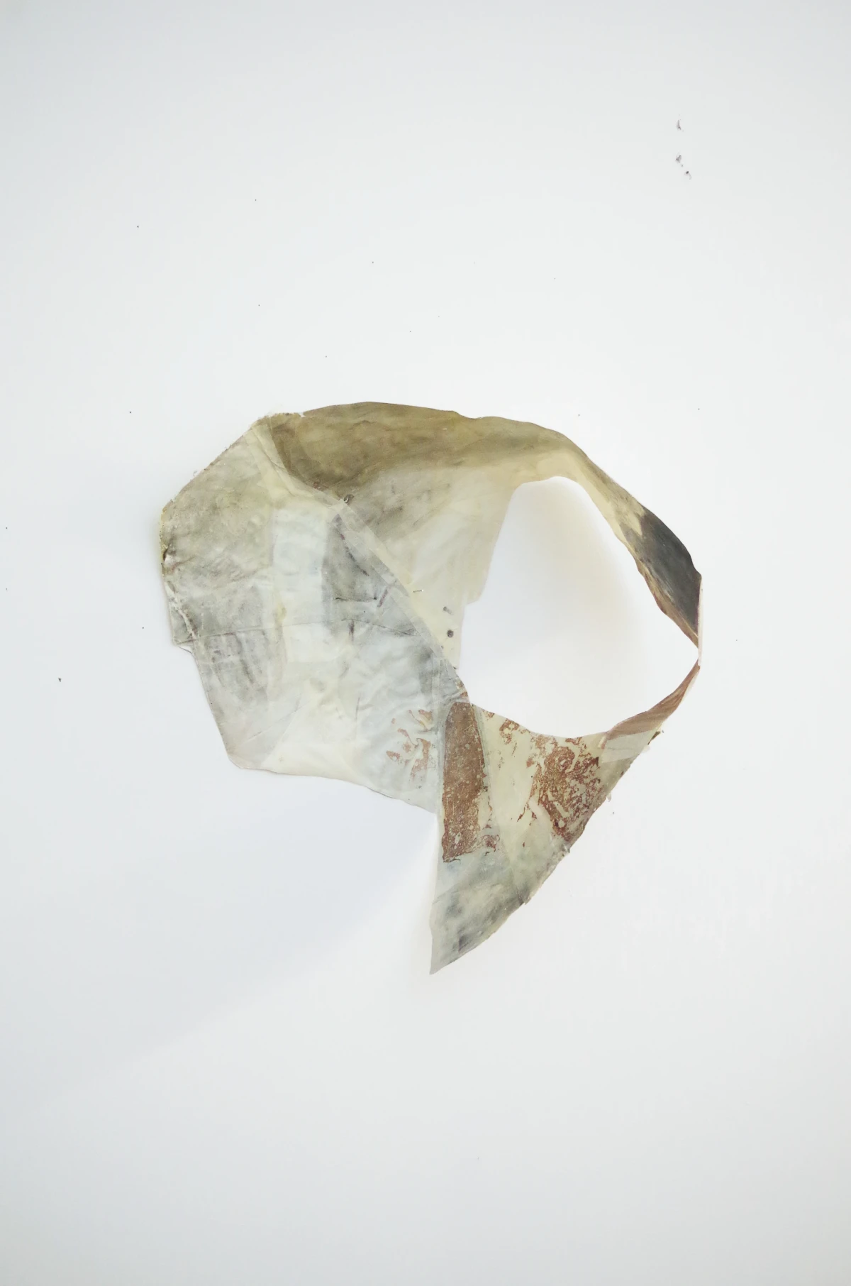 [60/76/35 cm] glued, stiffened, coloured textile waste - zoe bilgeri/ 2025/ zuerich